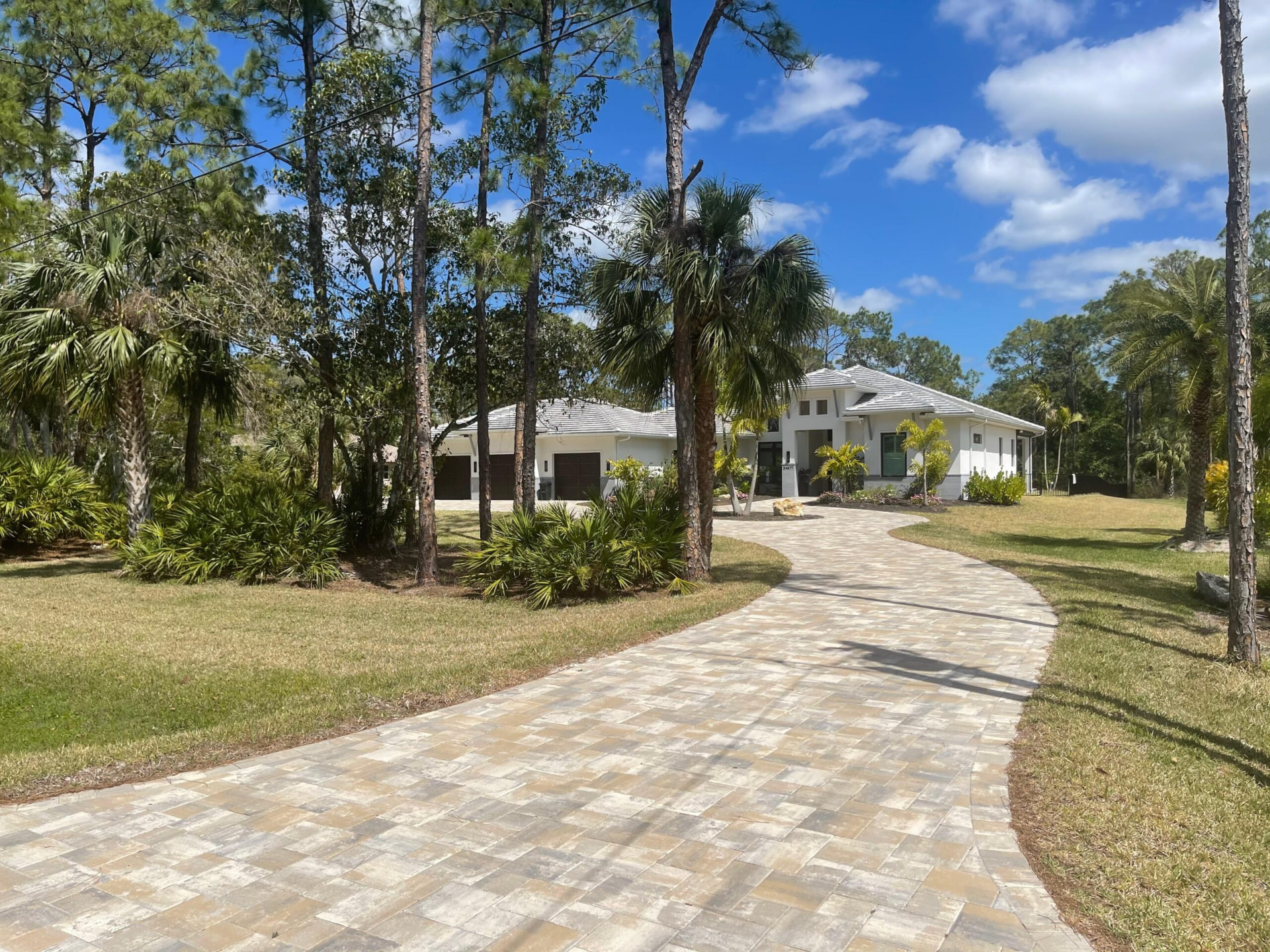 Circular driveway and entry court